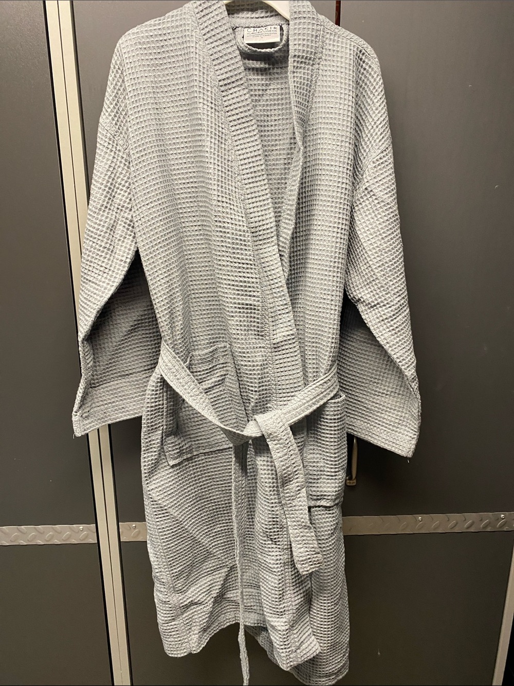 Light Gray Waffle Robe with Belt - Unbranded
